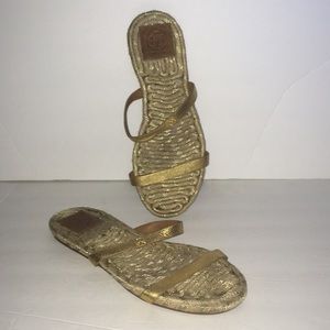 TORY BURCH Sandals size 7.5 Good condition.